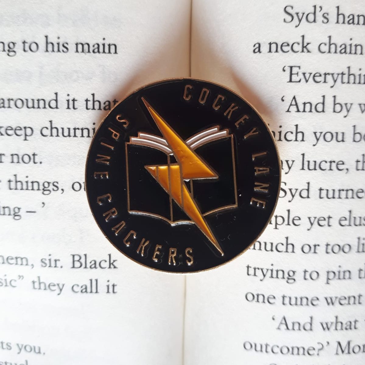 Picture of Cockey Lane Spine-Crackers badge